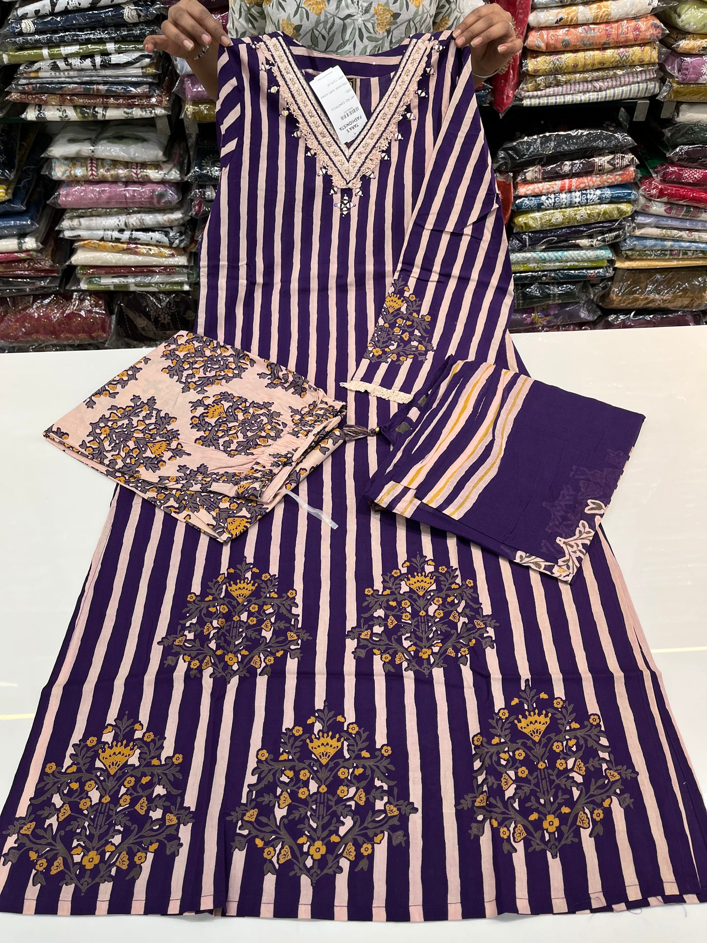 'V-NECK' digital print straight kurta set with premium lace work (along with cotton dupatta)