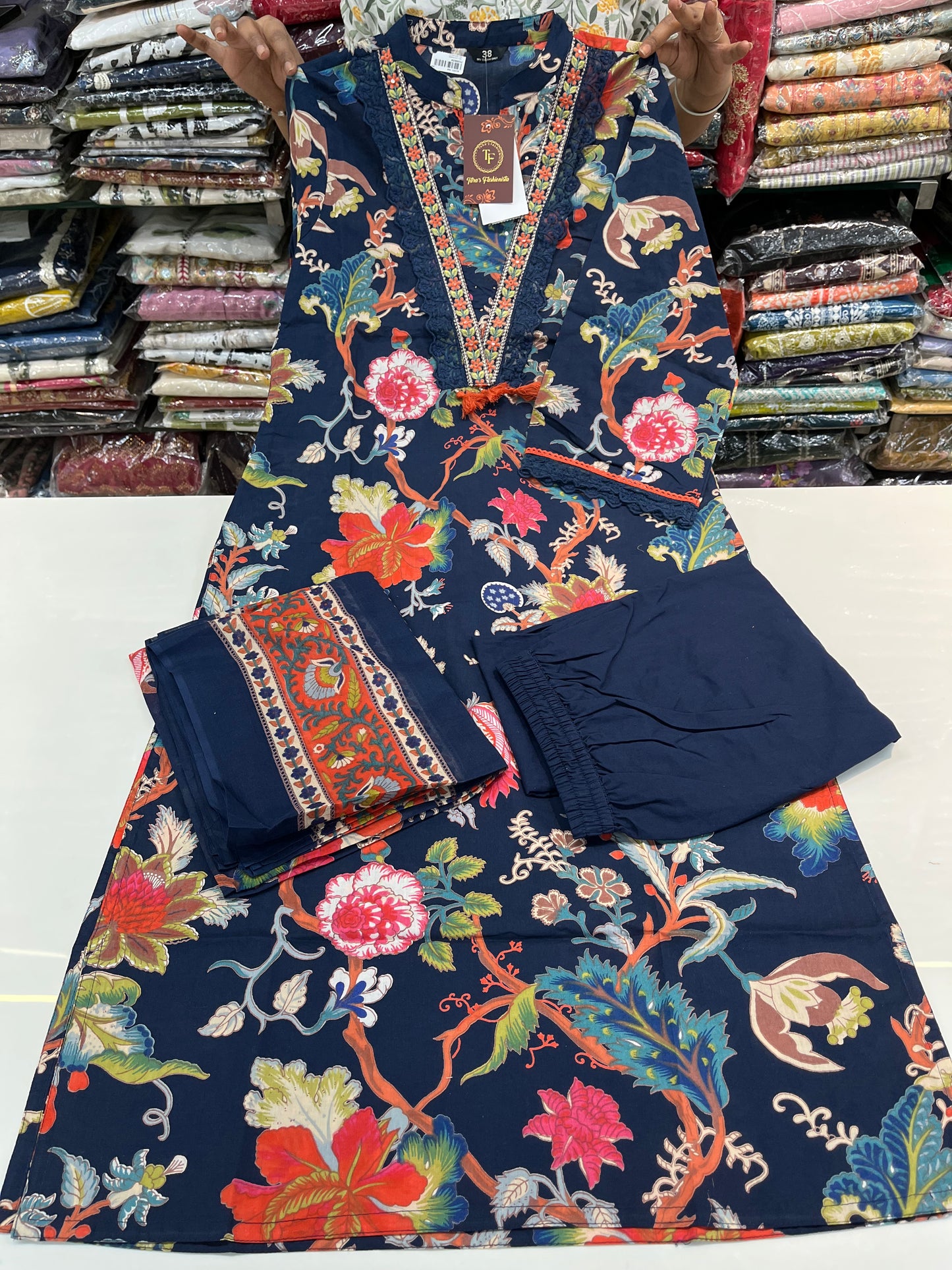 PAKISTANI 'V-NECK' digital print straight kurta set with premium lace work (along with cotton dupatta)