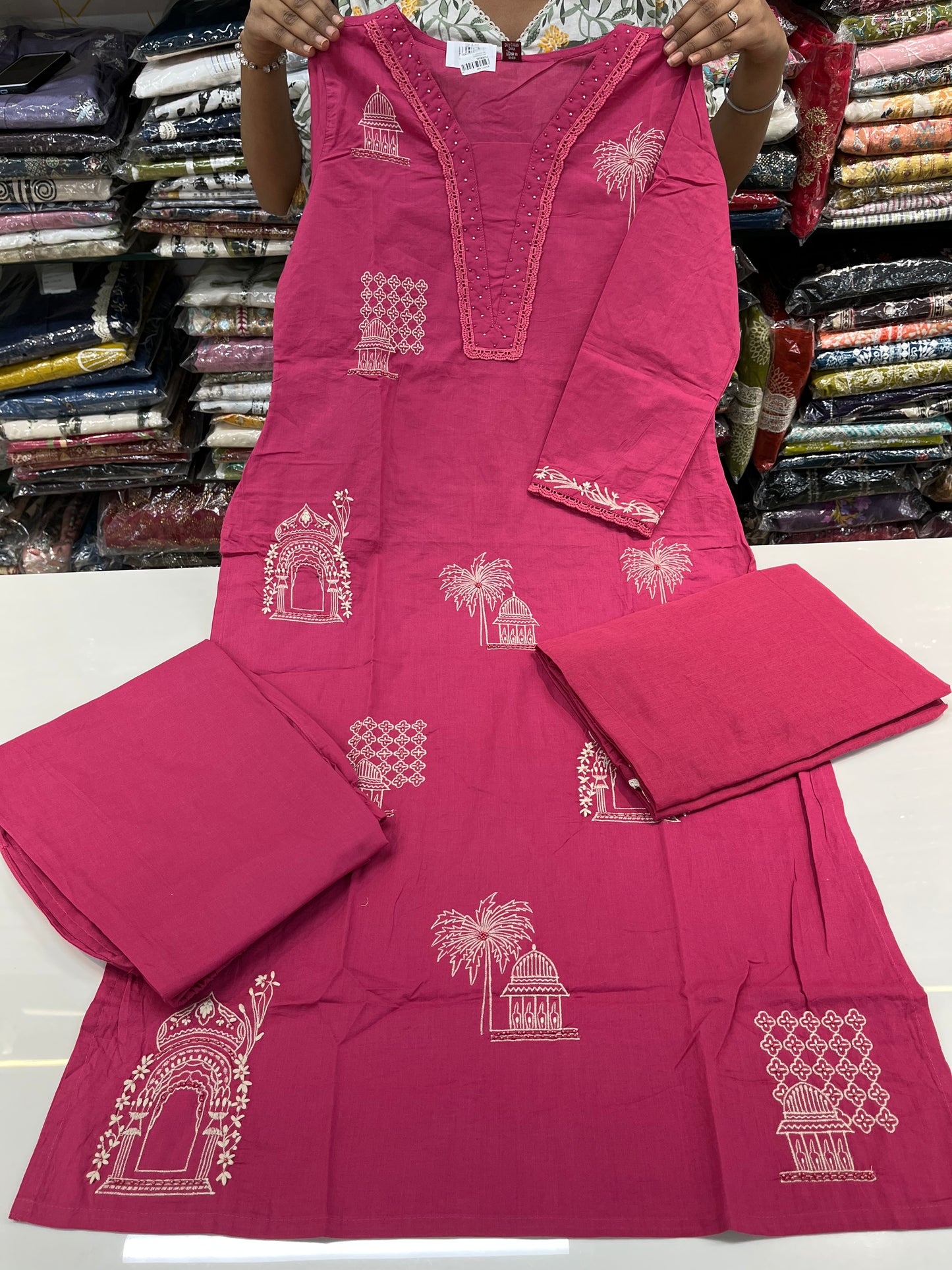 'PAKISTANI' EMBROIDERY straight kurta set with premium lace work (along with cotton dupatta)