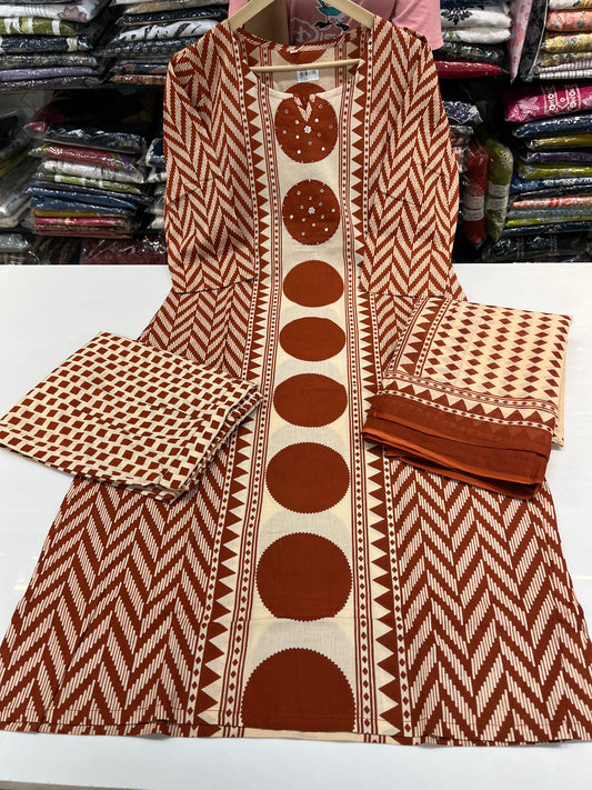 BATIK printed premium kurta set, cambric cotton fabric with highlighting on neckline (along with cotton dupatta)
