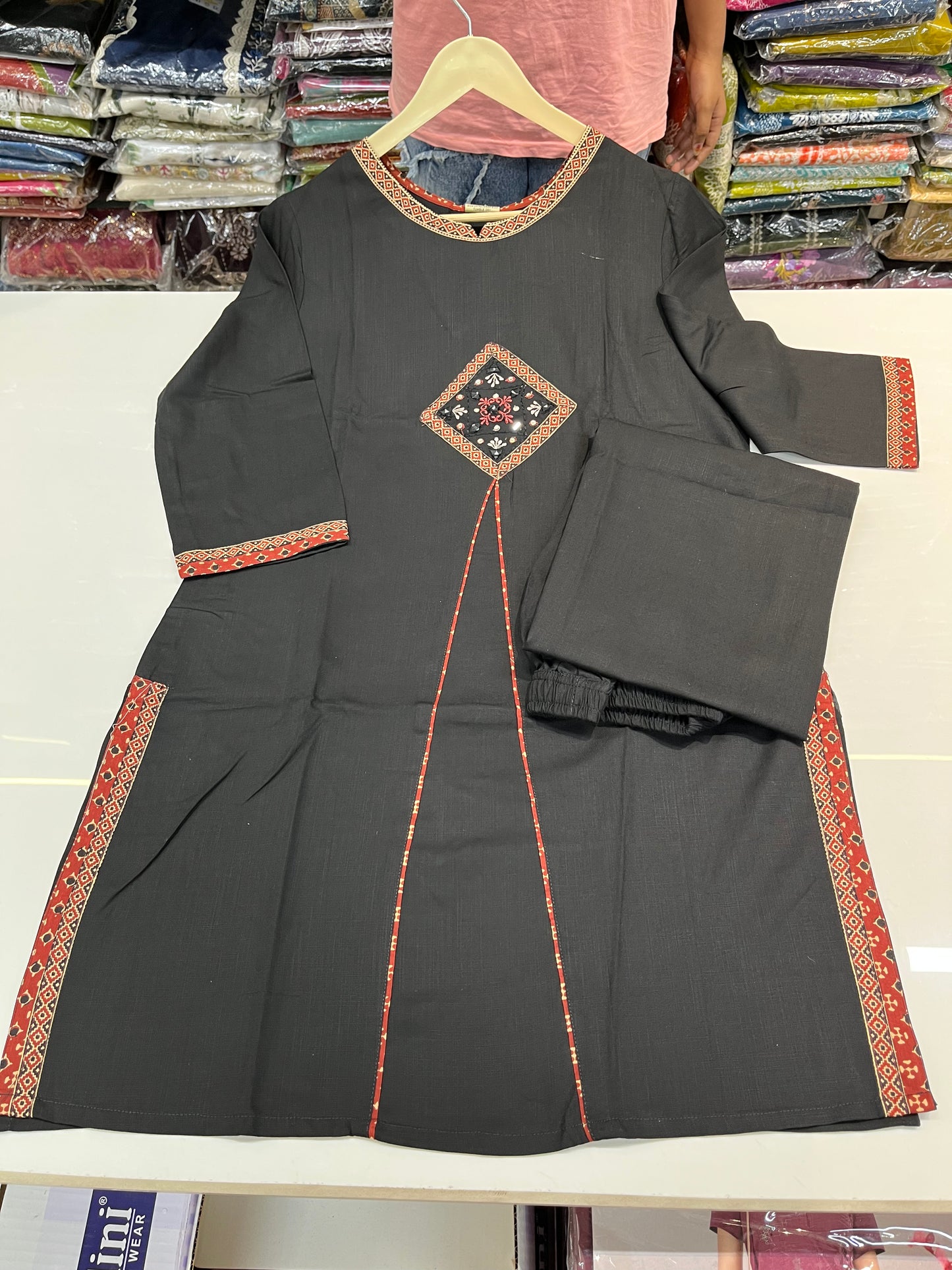 Premium "APPLIQUE" embroidered designer coord set article with beautiful detailings