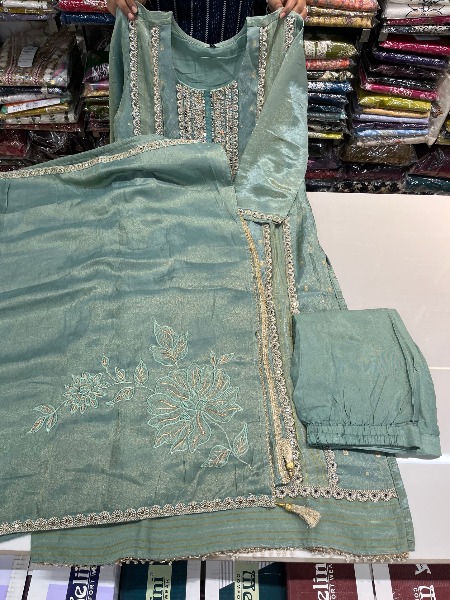 GreenJacquard shimmer partywear kurta set, with premium PAKISTANI lace work and MIRRORS work (along with shimmer thread embroidered dupaptta)