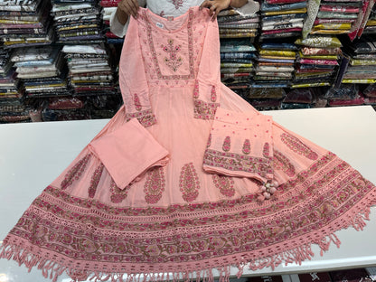'ROYAL PEACHES' Premium mull cotton anarkali suit set with beautiful hand embroidery detailings on neckline and a premium cotton crotia lace work on all over its flare (along with pants and a block print mulmull dupatta with fourside latkans)